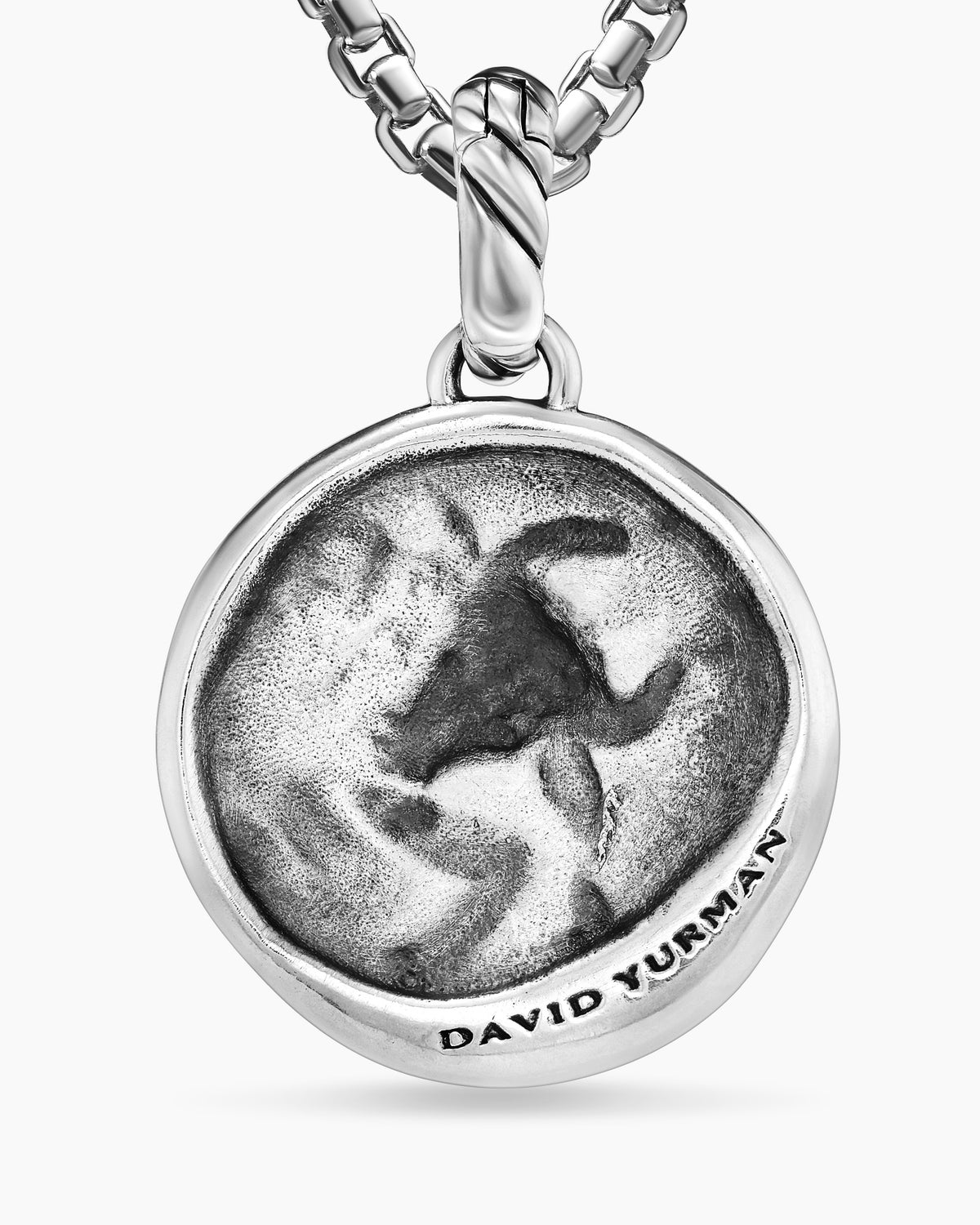 Taurus Amulet in Sterling Silver with 18K Yellow Gold and Diamonds, 19mm